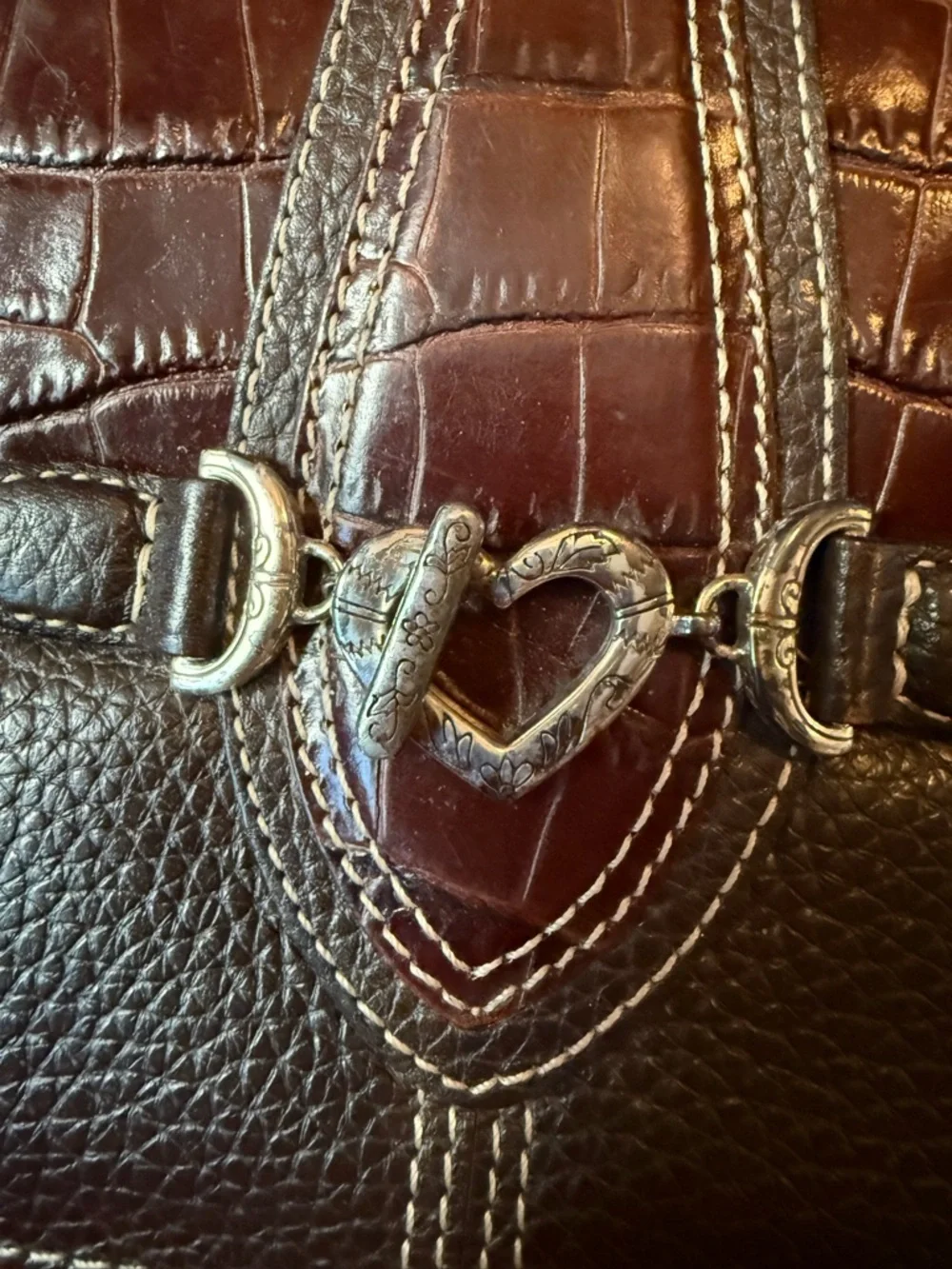 Brighton Black Leather Crossbody Wallet with Heart Accent and Stripe ID Window - Picture 4 of 9